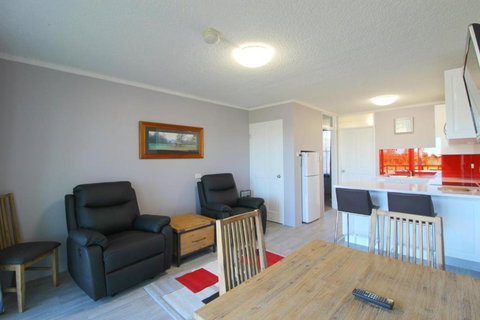 Beachfront 4, 25 Willow Street - Tourism Adelaide 1