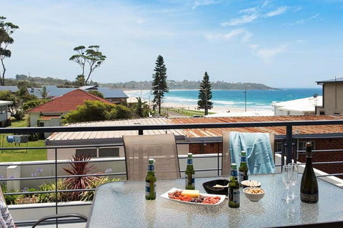 Beachfront Eight - Tourism Adelaide 3