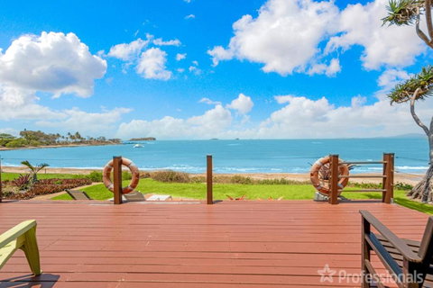 Beachfront Holiday Cottage - Tourism Adelaide 1