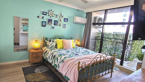 Beachside Modern Apartment In The Heart Of Surfers Paradise -free Parking - Tourism Adelaide 1