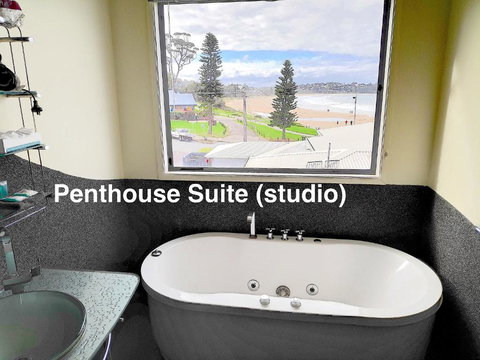 Beach House Mollymook - Tourism Adelaide 4