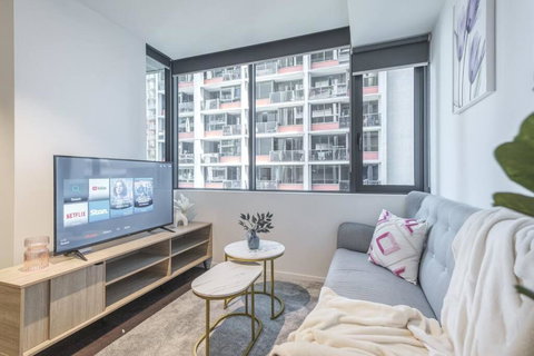 Beautiful 1br Apartment In Melburnepoolgym - Tourism Adelaide 0