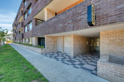 Beautiful Light Filled Apartment - Tourism Adelaide 4