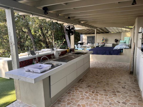 Beachfront Peace Cabin - Tourism Adelaide 1