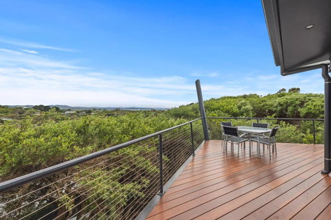 Beach Escape Penthouse 2 Bdr Apartment - Tourism Adelaide 2