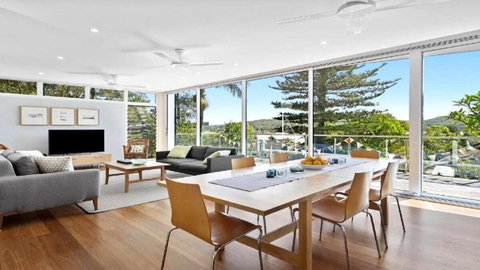 Beautiful Views, Secluded Beaches And Stunning Bush Walks All At Your Doorstep - Tourism Adelaide 2