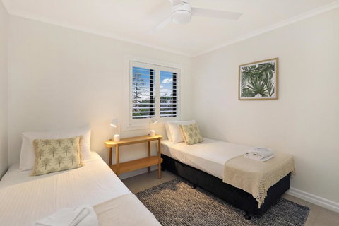 BEAUTIFULLY RENOVATED OCEANSIDE APARTMENT - Lamer 9 - Tourism Adelaide 4
