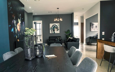 BELLA 9 - Sublime . Divine Entertainer 3 BR Fire - Tourism Adelaide 0