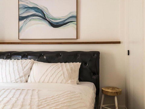 Bellvilla - Bluebonnet Suite - Tourism Adelaide 0