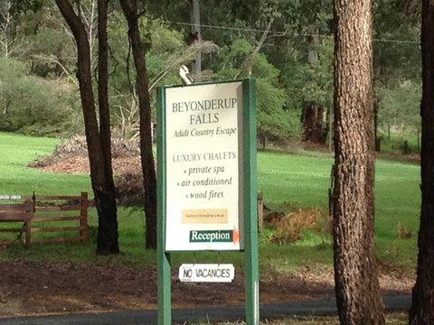 Beyonderup Falls Adult Retreat - Tourism Adelaide 1