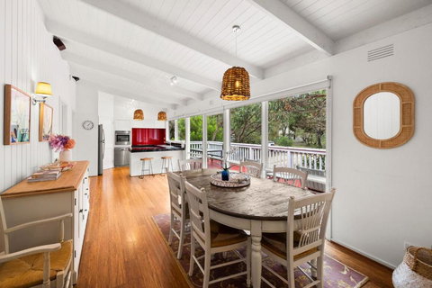 Biddles Beach House - Tourism Adelaide 3