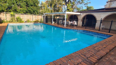 Big Holliday House With Pool - Tourism Adelaide 4