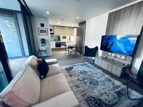 CBD Apartment - Best Amenities! - Tourism Adelaide 0