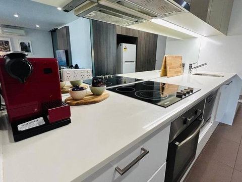 CBD Apartment - Best Amenities! - Tourism Adelaide 2