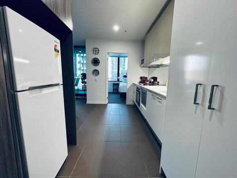 CBD Apartment - Best Amenities! - Tourism Adelaide 4