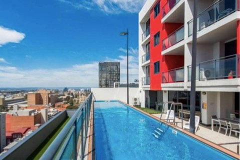 CENTRAL CBD EXEC STUNNING VIEW WIFI NETFLIX WINE - Tourism Adelaide 0