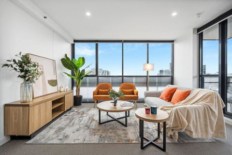 City Apartment Free Parking Cityview Pool Gym - Tourism Adelaide 0