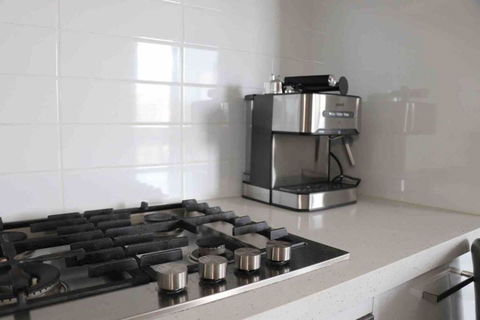 City Apartment Free Parking Cityview Pool Gym - Tourism Adelaide 3