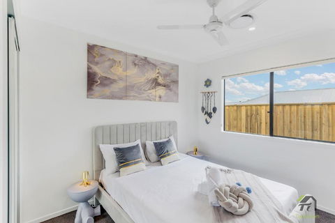 Cozy&Luminous 4-bedroom House - Tourism Adelaide 2