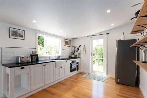 Cute As A Button Cottage In Charming Evandale - Tourism Adelaide 2