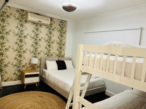 D113 Marsden Garden Estate - Tourism Adelaide 3