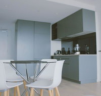 2Bed 2Bath Minimalist Apartment in CBD - Tourism Adelaide