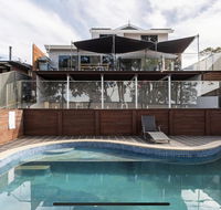 5 bedroom with POOL and Studio Vues Relaxantes - Tourism Adelaide