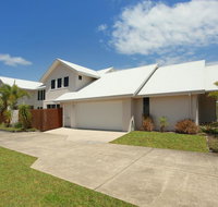 60 Beachway Parade Marcoola 500 BOND Linen supplied - Tourism Adelaide