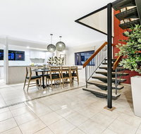 7 Bedroom Gold Coast Luxury Waterfront Home with Pool sleeps 20 - Tourism Adelaide