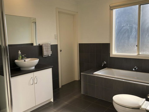 7 Horizon Parade - Tourism Adelaide 2