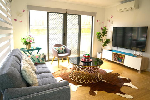 A Cozy 3BRM House At Doncaster - Tourism Adelaide 3