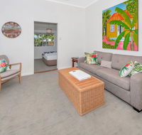 A Touch of the Bahamas on McKenzie MK3 - Tourism Adelaide