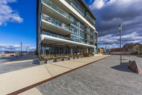 Accommodate Canberra - Aurora - Tourism Adelaide 2