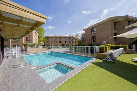 Accommodate Canberra - Kingston Court - Tourism Adelaide 1