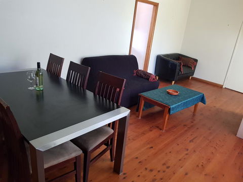 Accommodation Sydney North Shore: Frenchs Forest 3 Bedroom House - Tourism Adelaide 0