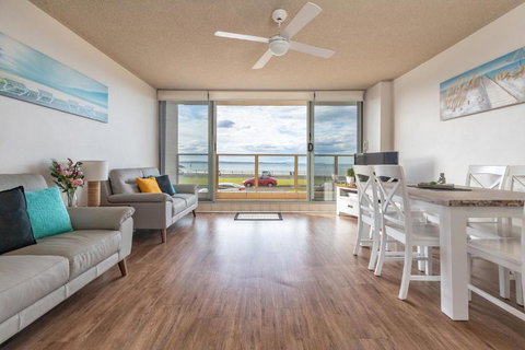 Ebbtide 3 - Tourism Adelaide 0