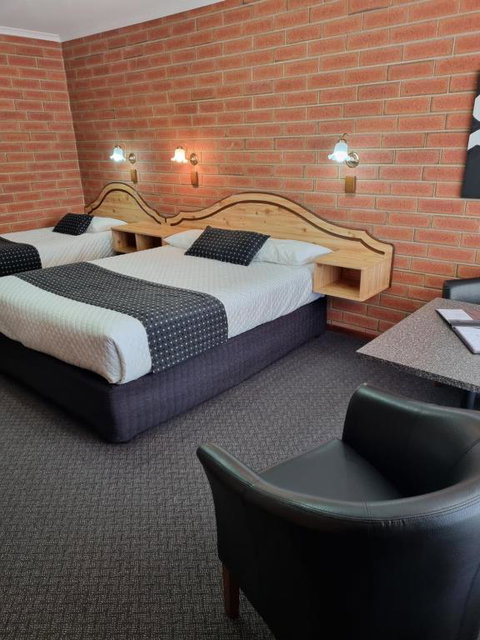 Edithburgh Seaside Motel - Tourism Adelaide 1