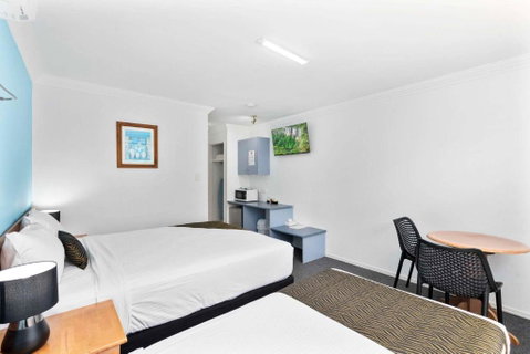 Econo Lodge Waterford - Tourism Adelaide 1