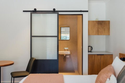 Eleven - Tourism Adelaide 1