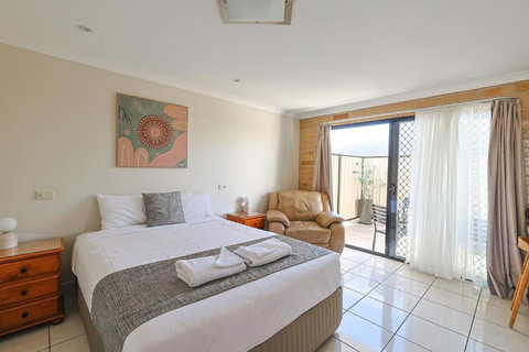 Emerald Central Palms Motel - Tourism Adelaide 3