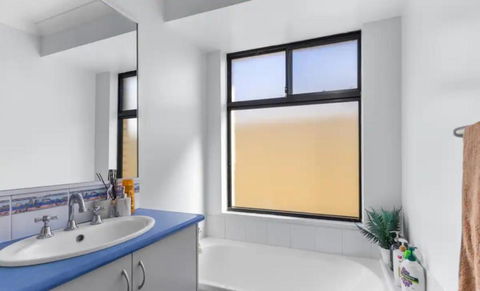 Executive Escape 4 Bedroom Home - Tourism Adelaide 4