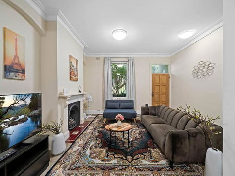 Fancy 4 BR House With Parking - ICC&Darling Harbour-8 Mins Walk - Tourism Adelaide 3