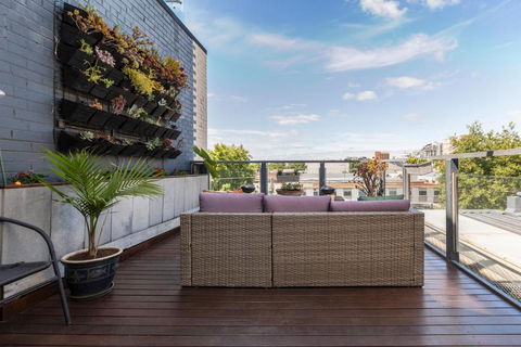 FUN&KY Parking 2 Patios WFH WiFi City Views - Tourism Adelaide 1