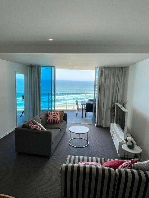 H Luxury Apartment At Surfers Paradise High Floor - Tourism Adelaide 4