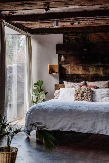 Grand Designs Eco Bush Retreat - Tourism Adelaide 1