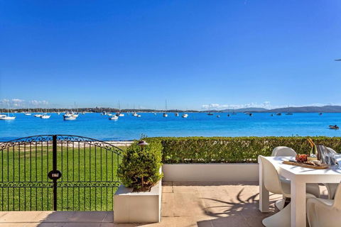 H3 Port Stephens - Tourism Adelaide 0