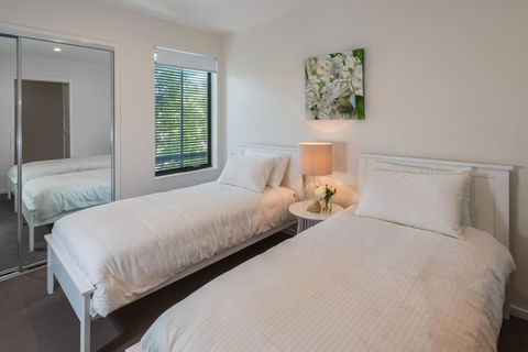 H6B - Round About Bulimba - Tourism Adelaide 3