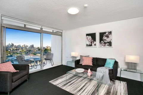HARIS - Modern 2BR Apartment With Views - Tourism Adelaide 0