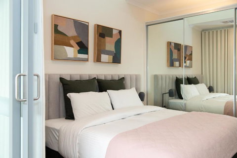 Hilton Executive Apartments - Tourism Adelaide 1