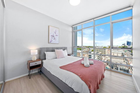 Iconic Sydney Harbour Bridge View - Tourism Adelaide 3